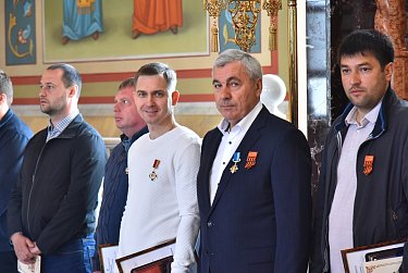 Александр Куниловский награжден медалью за помощь в строительстве храма